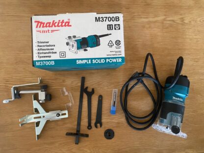 Recortadora Makita M3700B